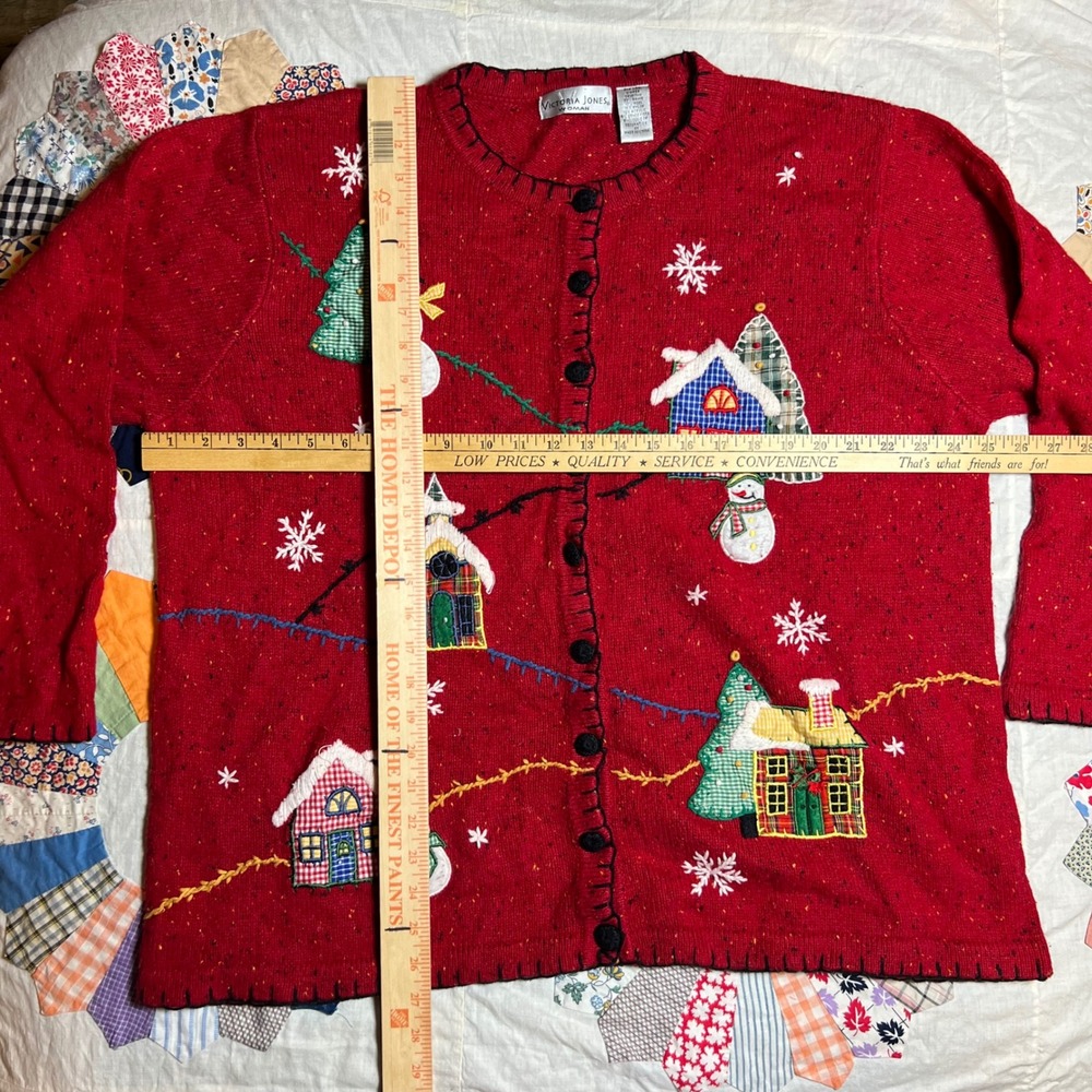 Victoria Jones Woman Red Winter Village Snowman Cardigan Sweater  Wool mix - Picture 3 of 4